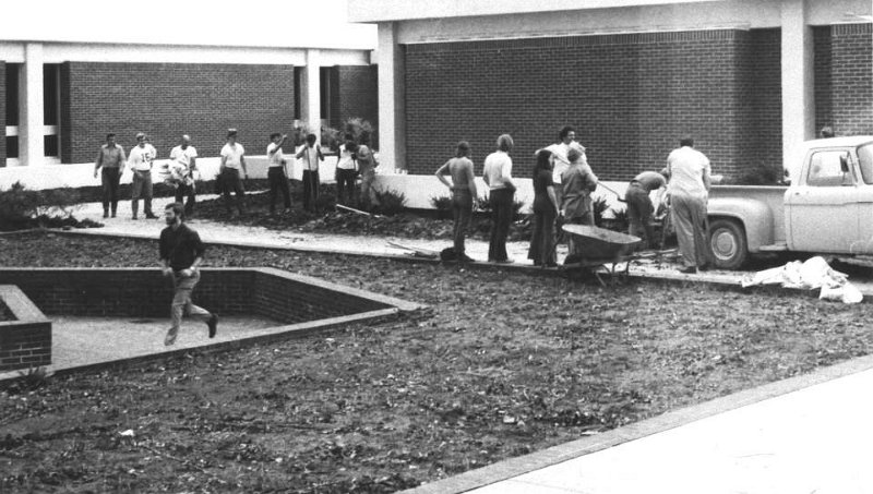 1971 landscaping 61.jpg - Faculty, staff and students spend a Saturday in 1971 landscaping the campus grounds